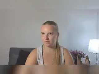 RosePlayful69  live sex cam