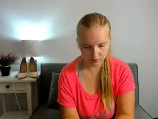 RosePlayful69  live sex cam