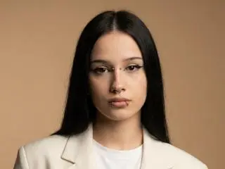 LadyKezele  live sex cam