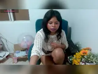 LizReyS  live sex cam