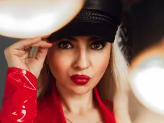 Vixenia  live sex cam