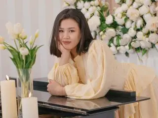 ArianaFlower  live sex cam