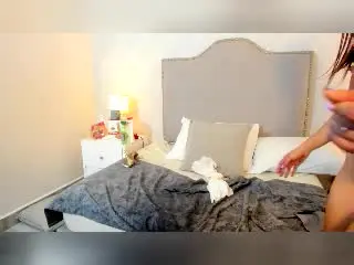 SusanThomass  live sex cam