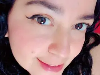VonneLucia  live sex cam