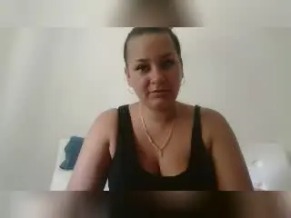 RoseStrawberriies  live sex cam