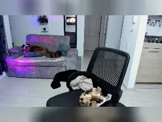 SamiSmith69  live sex cam