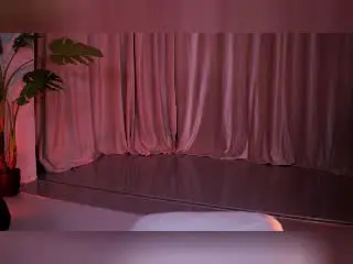 NatashaDavie  live sex cam