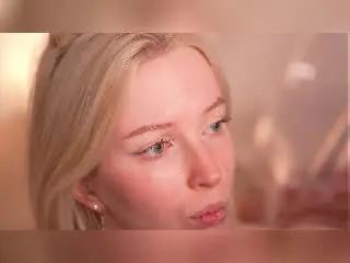 StellaMoor  live sex cam