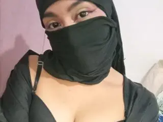 LaylaNoor  live sex cam