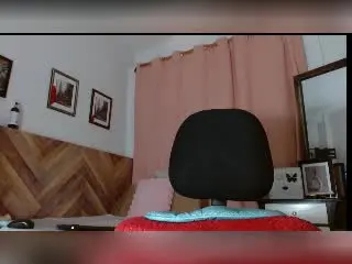 NashaLoule  live sex cam