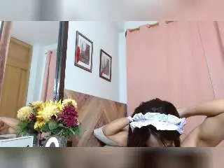NashaLoule  live sex cam