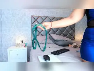 AuroraBenson  live sex cam