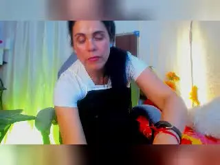 GirasolWalton  live sex cam