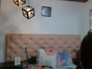 SusanaDiaz  live sex cam