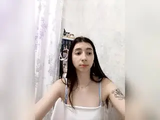 WollyMolly  live sex cam