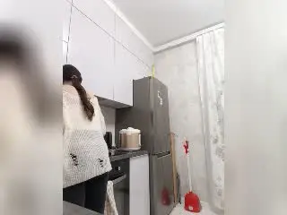 WollyMolly  live sex cam