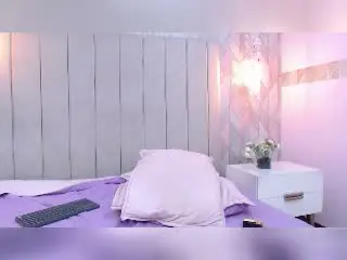 ValerieBanks  live sex cam