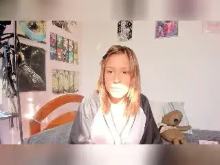 KiaraHernandezX  live sex cam