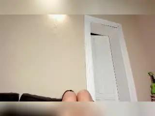 KiaraHernandezX  live sex cam