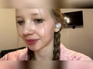 LanieDistel  live sex cam