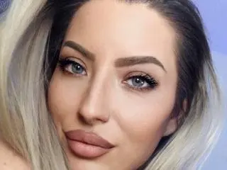 MeganeBlaze  live sex cam