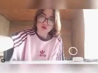 VandaDelehoy  live sex cam
