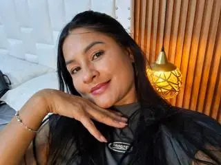 ExoticNativeLatina  live sex cam
