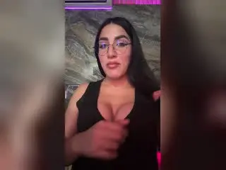 AlanaHarris  live sex cam