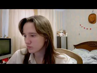 HueDesilets  live sex cam