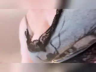 GoddessKisica  live sex cam