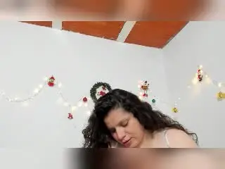 IsaAndCaro  live sex cam