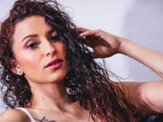 AnnaMary  live sex cam