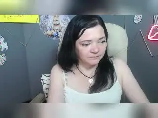 LauraFinn  live sex cam