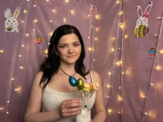 LauraFinn  live sex cam