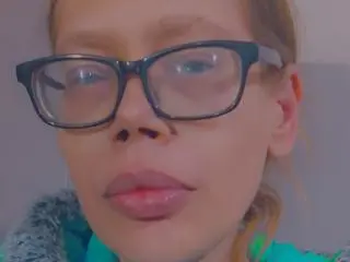LorraineRux  live sex cam