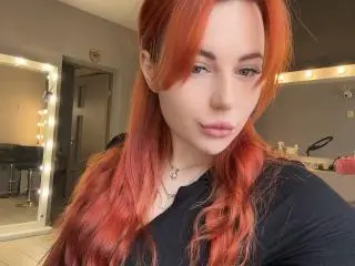 JuicyJoyce  live sex cam