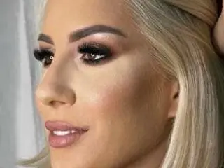 LanieHotXX  live sex cam