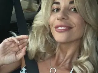 BellaRayyy  live sex cam