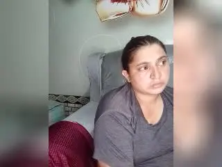 Zainaby69  live sex cam
