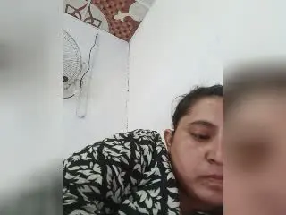 Zainaby69  live sex cam