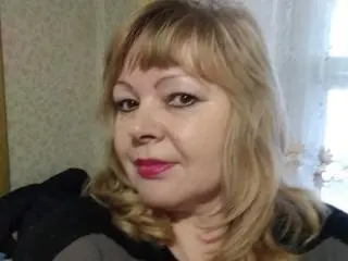 EvelynLoveShy  live sex cam