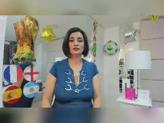 MaraRoberttss  live sex cam