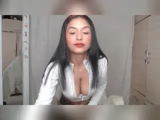 EmilyVv  live sex cam
