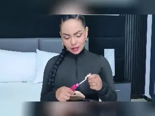 JessicaFiore  live sex cam