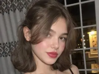 LariElla  live sex cam