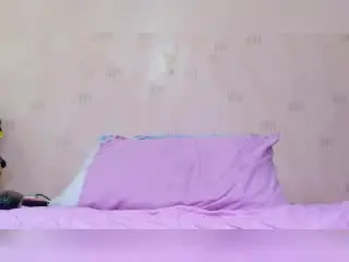 JuicyTitss  live sex cam