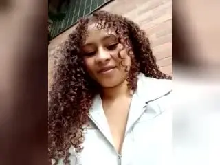 SofiaPassionne  live sex cam