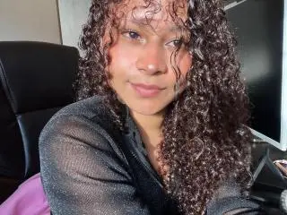 SofiaPassionne  live sex cam