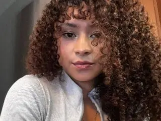 SofiaPassionne  live sex cam