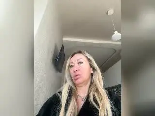 MysteryLaddy  live sex cam